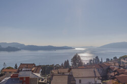 LAKEVIEW