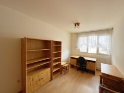 Büro-Kinderzimmer