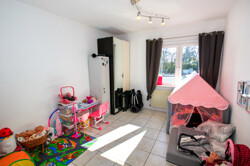Kinderzimmer EG VH