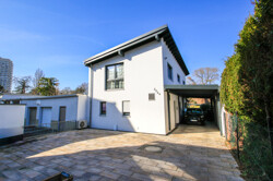 Hinterhaus