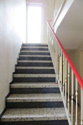 Treppe-nach-oben-2