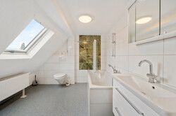 Badezimmer DG