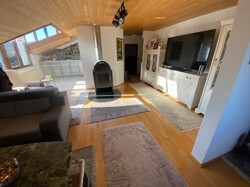 Wohnzimmer DG