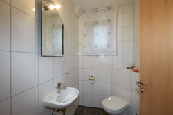 Gäste-WC EG