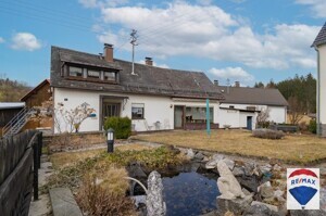Garten mit Teich