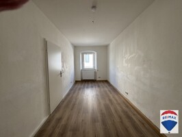 gepflegtes Zimmer 1. OG