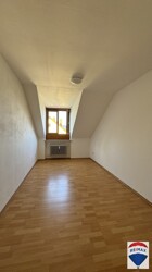 Büro/ Kinder Zimmer