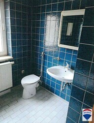 Badezimmer OG.