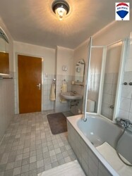 Badezimmer OG (2)