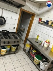 Küche und Abstellraum