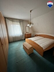 Schlafzimmer DG
