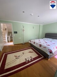 Schlafzimmer OG