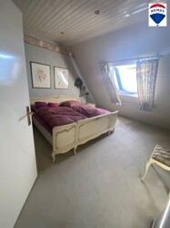 Schlafzimmer DG