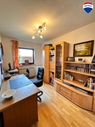 Büro EG