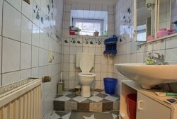 Toilette EFH EG