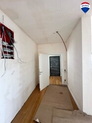 EIngang Fluur / Antre Giris