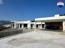 Außenanlage Poolbereich / Bahce Havuz Alani