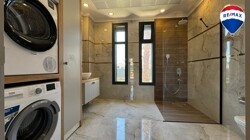 Badezimmer / Banyi