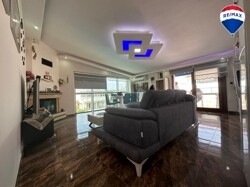 Wohnzimmer / Salon