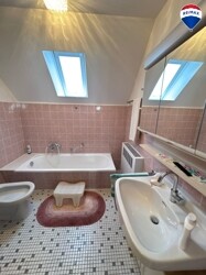 Haus-Badezimmer