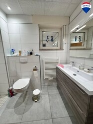 Büro-Badezimmer
