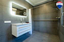OG Badezimmer