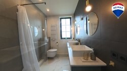 (WHG2) Badezimmer