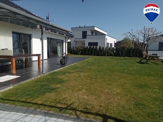 Garten-Terrasse