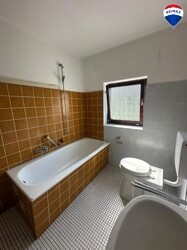 Badezimmer EG