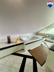Badezimmer DG