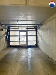 Tiefgaragenstellplatz