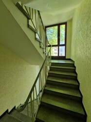 4_Treppenhaus