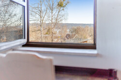 Arbeitsbereich mit Seeblick