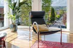 Wohnzimmer mit Panoramablick im DG