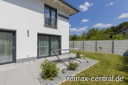 Terrasse vor Wohnzimmer