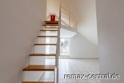 Treppe zur Galerie