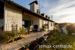 Terrasse mit Garten