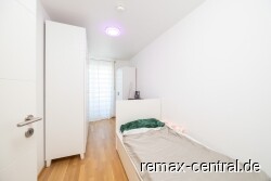 Schlafzimmer 3