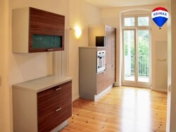 Unmöblierte Küche 2