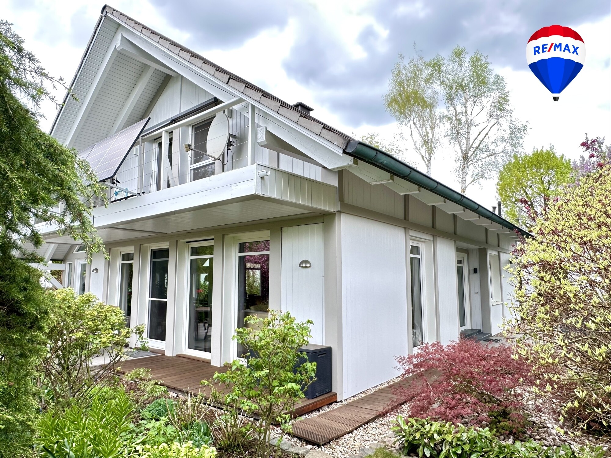 Seitliche Hausansicht