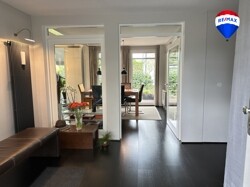 Lichtdurchfluteter Eingangsbereich