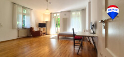 Balkonzimmer OG