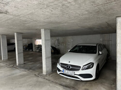 Tiefgaragenstellplatz
