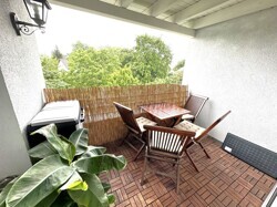 Überdachter Balkon