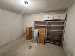 Keller