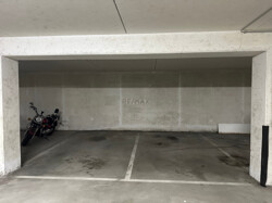 Tiefgaragenstellplatz