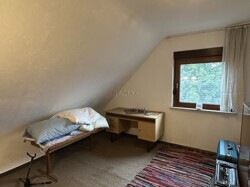 Schlafzimmer DG