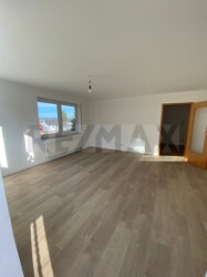 Wohnzimmer vor Vermietung