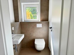 Gäste-WC EG
