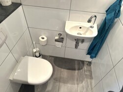 WC 2. OG 